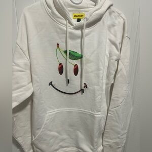 Market studios hoodie NWT L